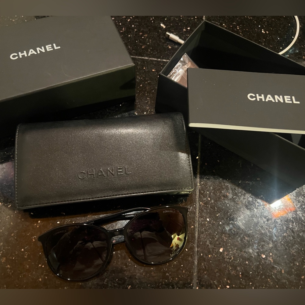 Chanel Sunglasses 🕶️
